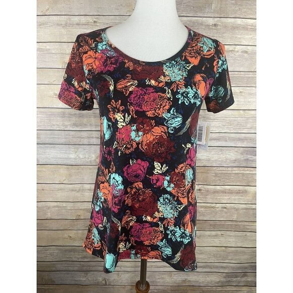 Lularoe XXS NWT Floral Classic Tee Short Sleeve Black Pink Red Boho Stretchy Top - Picture 1 of 10